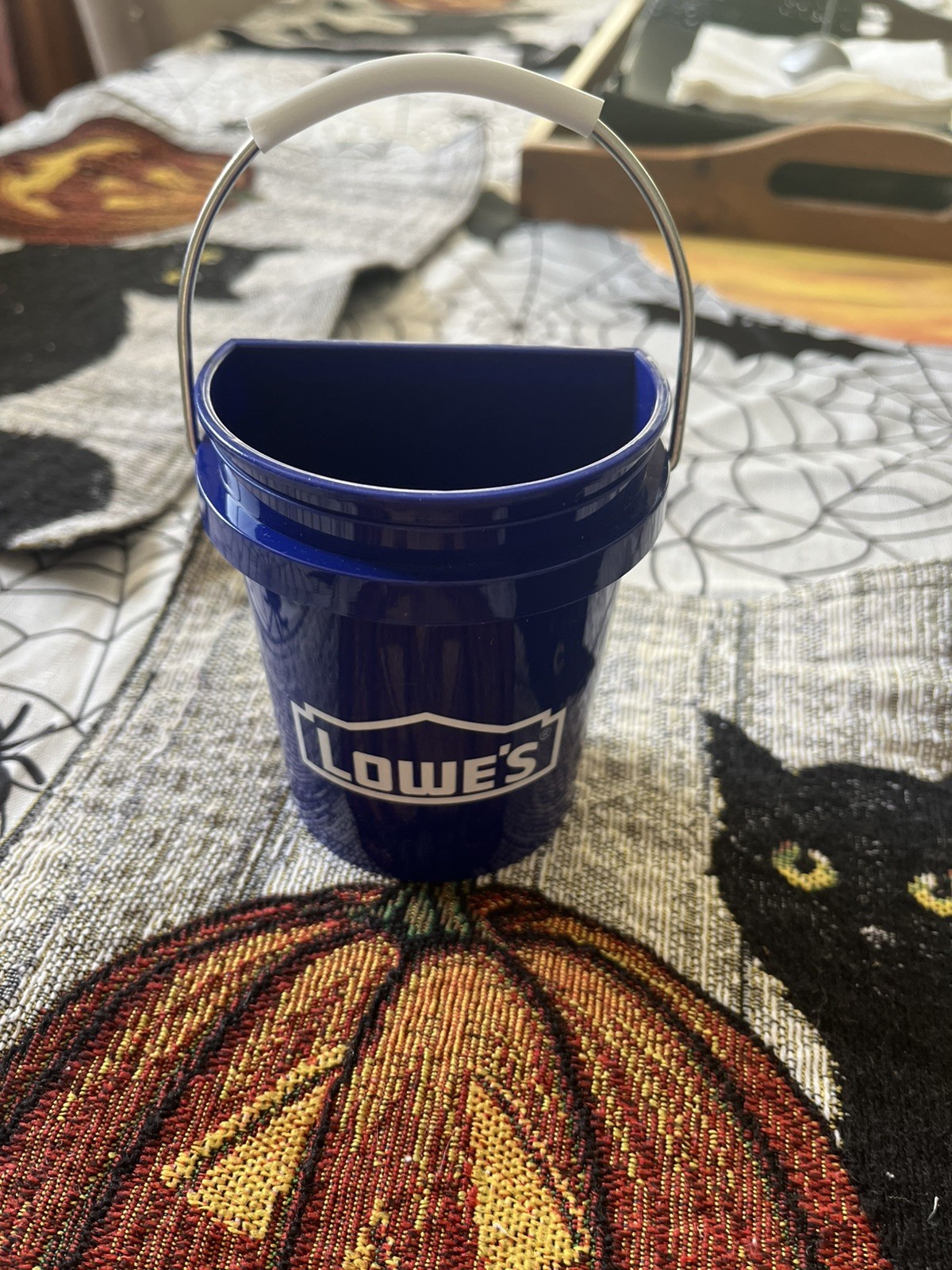 Lowes Limited Edition Mini Bucket Magnet