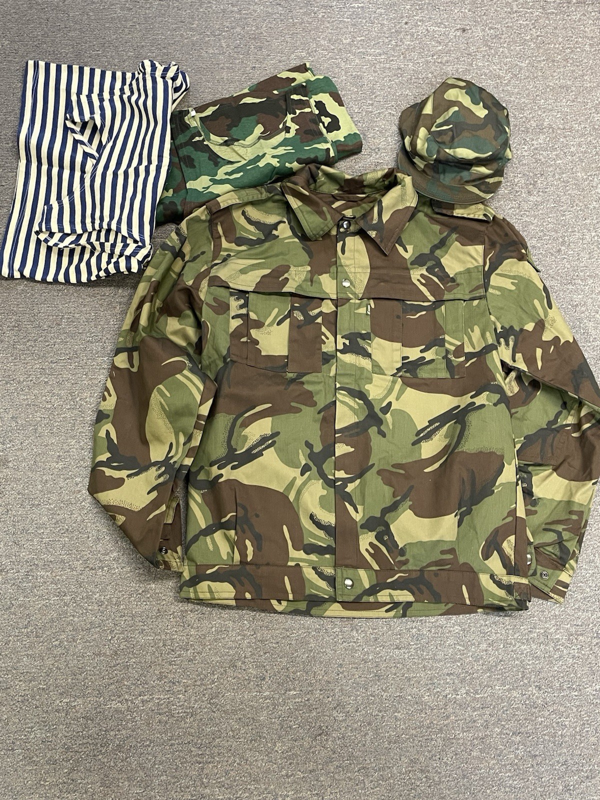 Russian Army Green Camo Jacket And Accessories New Sz 50 