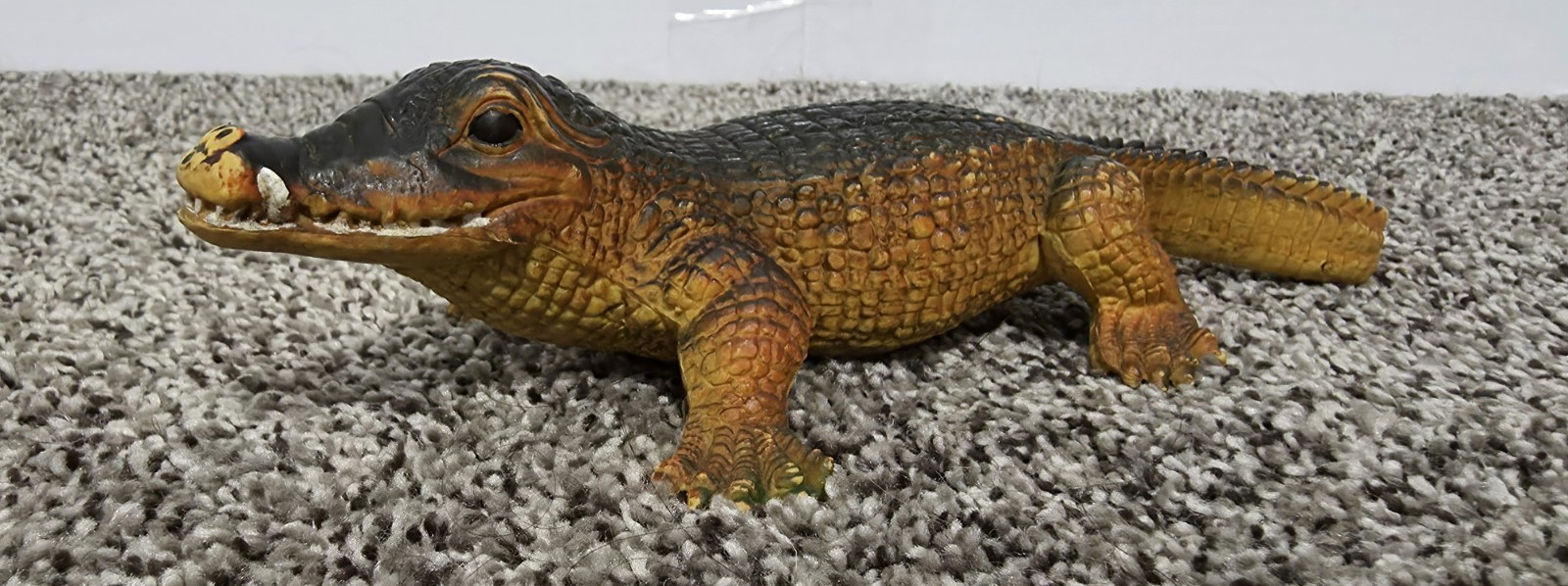 1992 U.K.R.D. Alligator Vintage Rubber/PVC 2022241 Variant- RARE