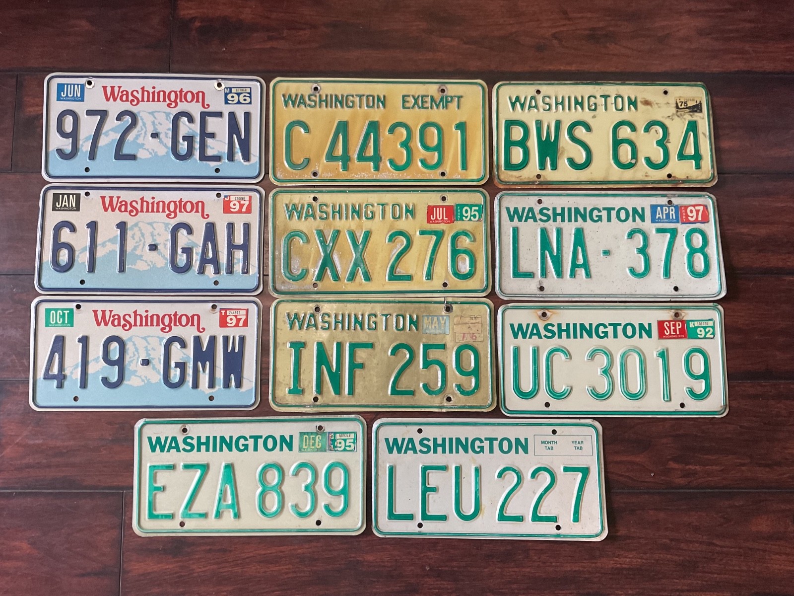 RARE LOT OF 11 WASHINGTON LICENSE PLATE PLATES 1975 1992 1996 1997 1995 ETC OLD 