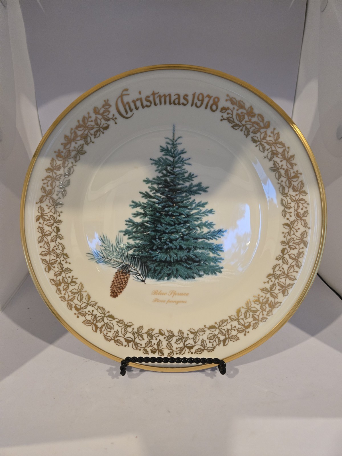 Vintage 1978 Lenox Blue Spruce Christmas Tree Commemorative Issue Plate Wall