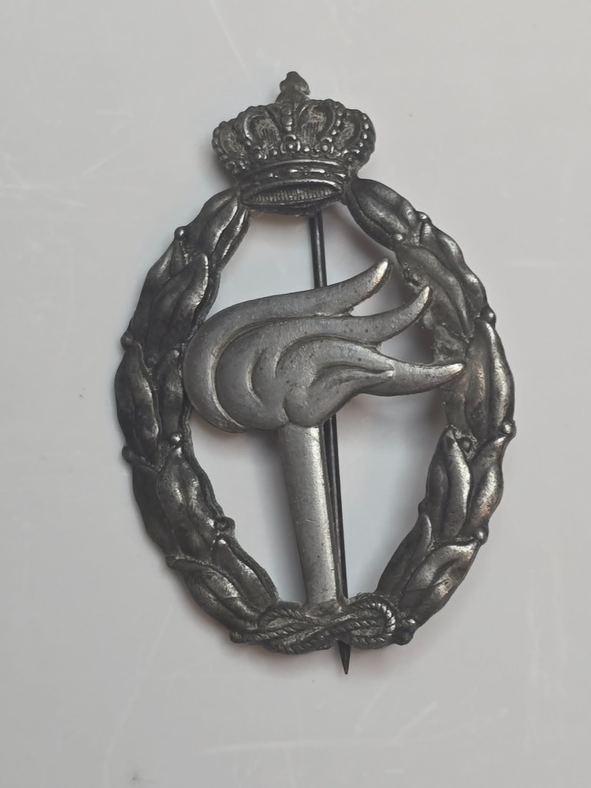 Original WW2 Italian Airforce Reconnaissance at Sea Qualification Badge Silver