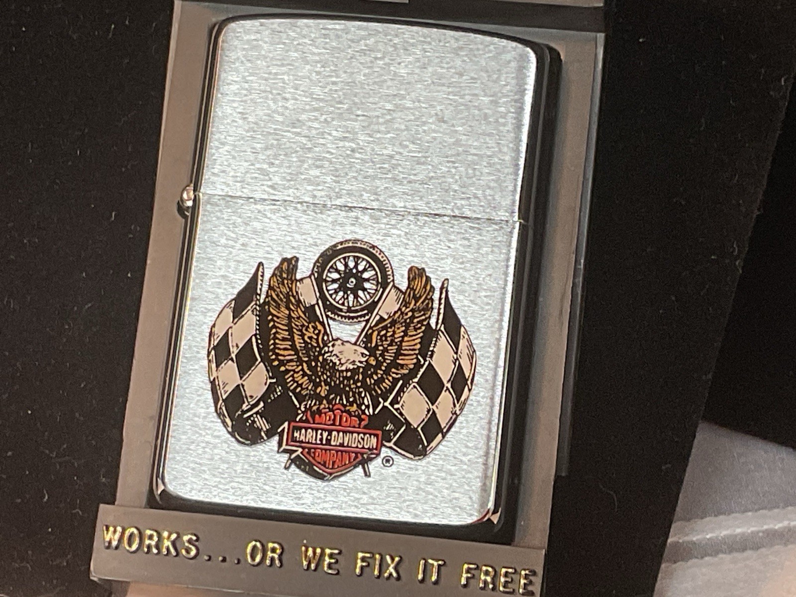 ZIPPO HARLEY DAVIDSON LIGHTER 1985 UNLIT IN BOX NO. 99142-862, SHIPS FREE IN USA