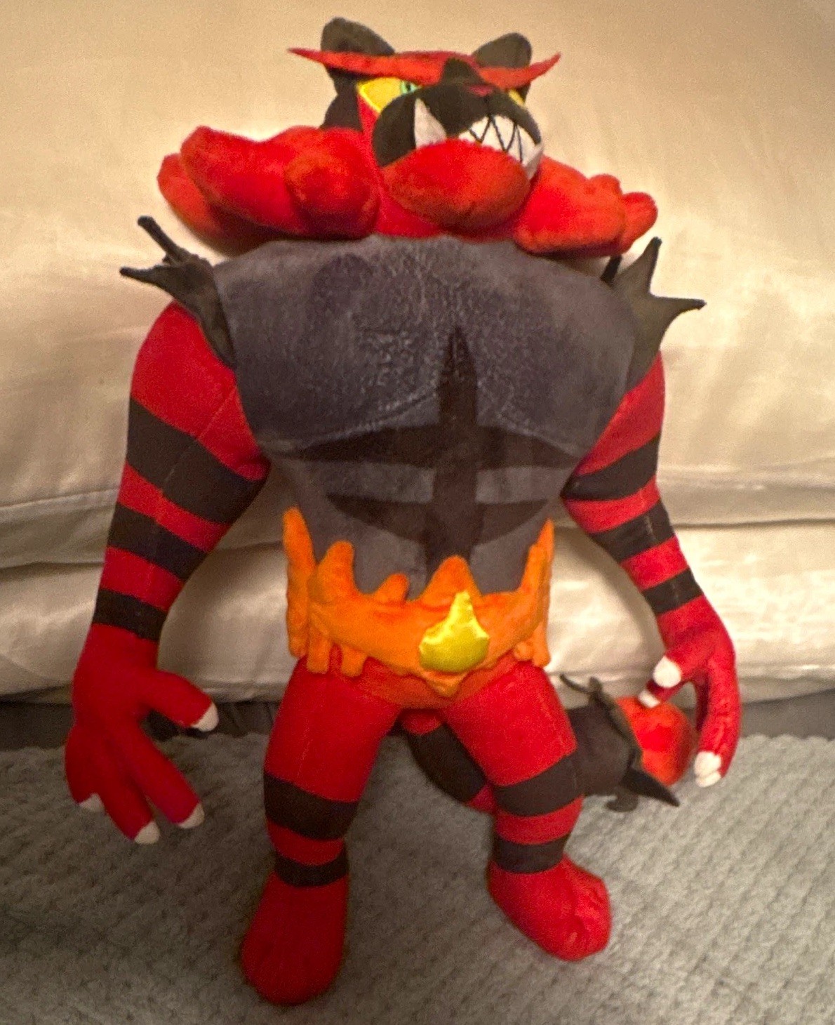 Pokémon Center Pokémon Incineroar Plush Stuffed Animal Red Black Orange