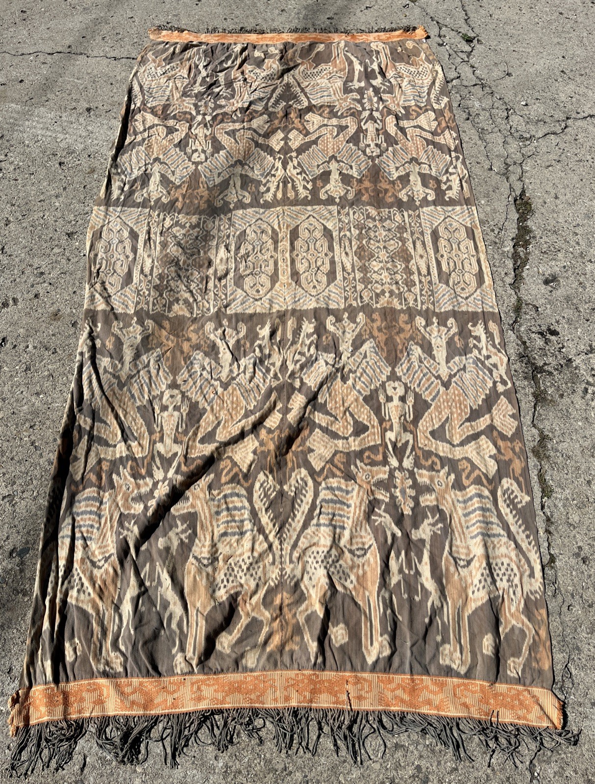 Vintage Indonesian Ikat Hinggi Textile Ceremonial Wrap Tribal 102”x49” READ* D