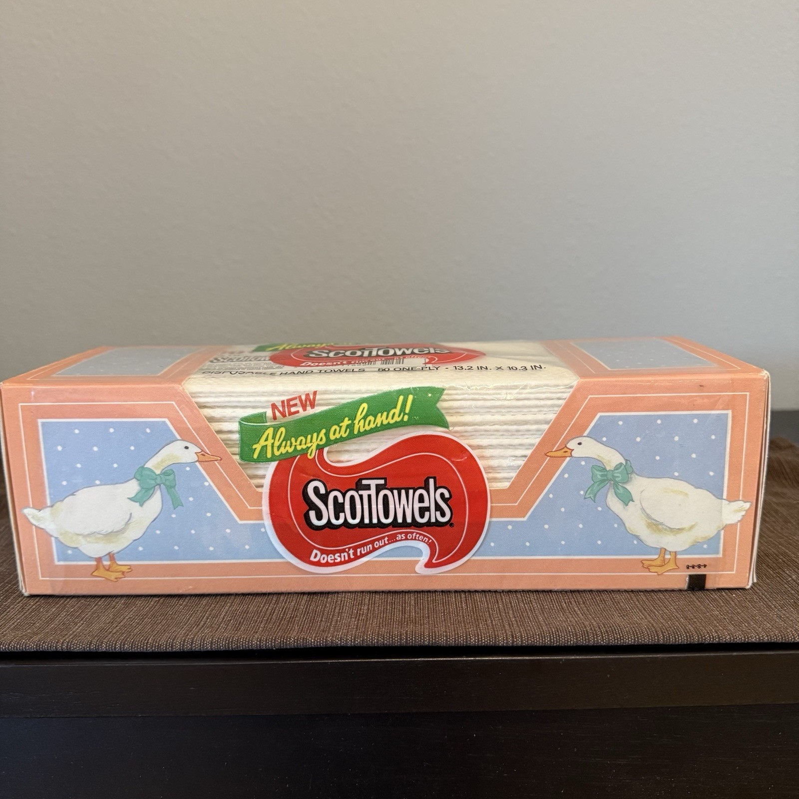 SCOTTOWELS Disposable Hand Towels Cottagecore 1987 Scott Towels 50 Ct GOOSE SCOTTOWELS Disposable Hand Towels Cottagecore 1987 Scott Towels 50 Ct GOOSE