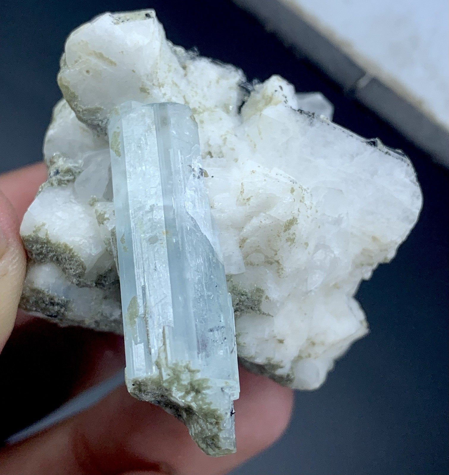 360 Cts Aquamarine Crystal Specimen From Skardu Pakistan.