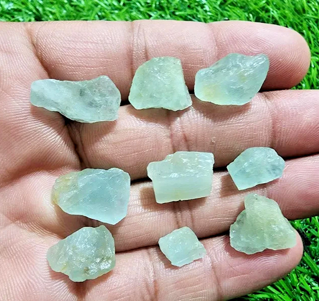 9Pcs Glowing Aquamarine Gemstone Rough Lot 9-18mm Aquamarine Raw Stone Bulk
