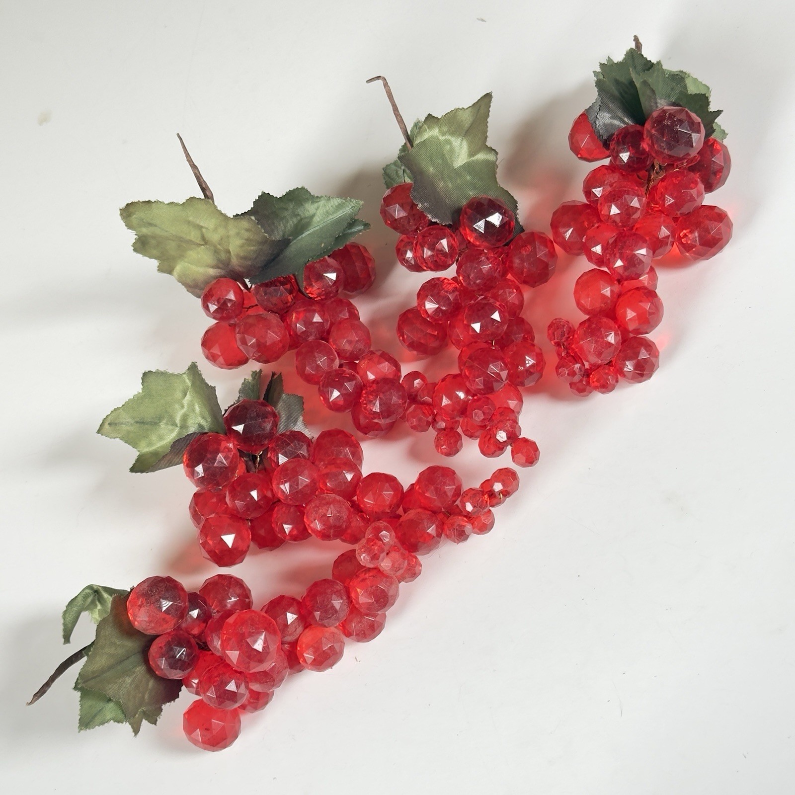 Vintage Red Acrylic Lucite Faceted Grape Clusters 7” Set of 5 Wired Leaves MCM
