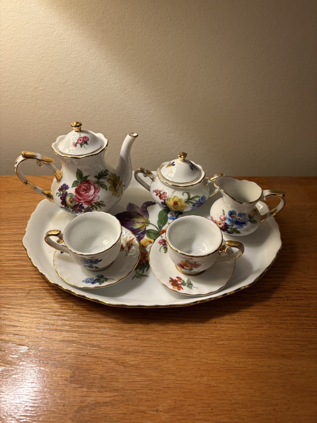 Porcelain Delton Products Corp Rare Teaset 10pc  Set