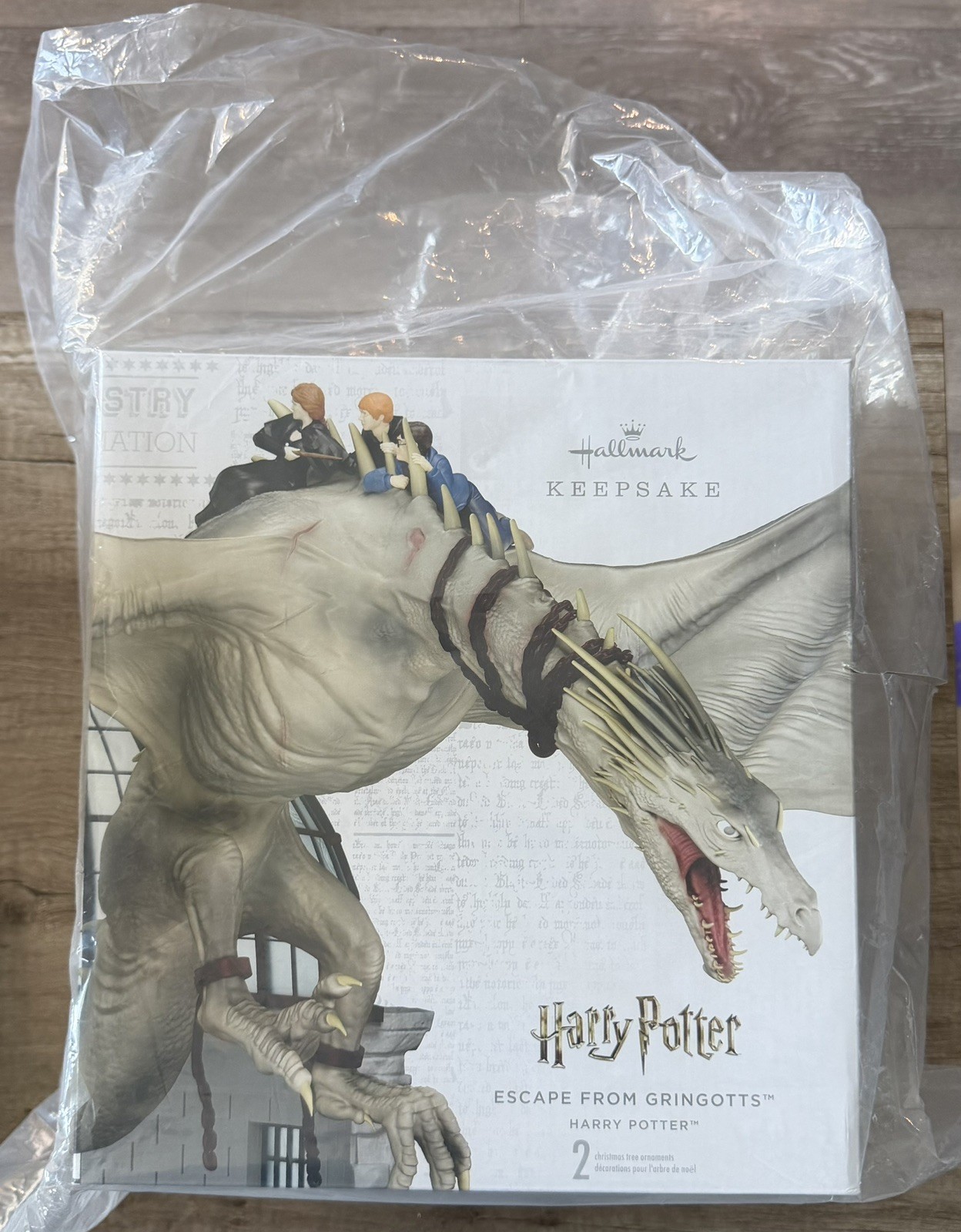 SIGNED Hallmark Harry Potter Escape From Gringotts Dragon with Adapter