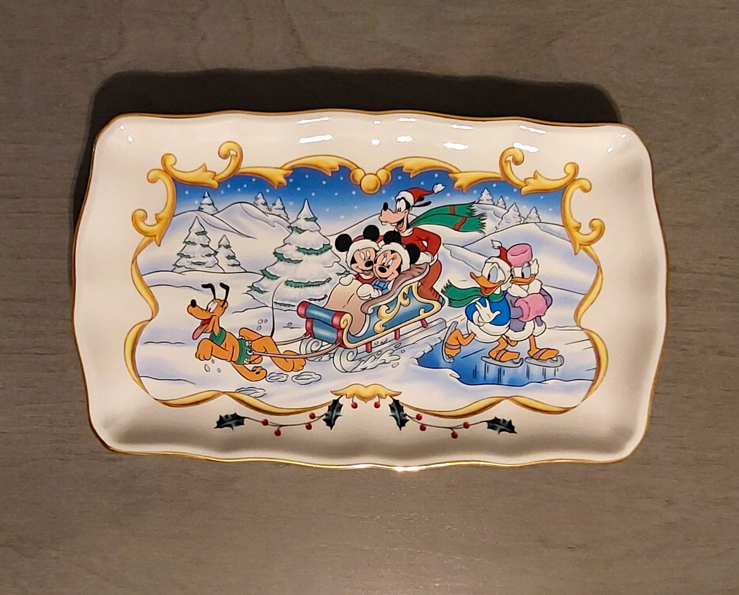 Lenox Disney Mickey\'s Sleigh Ride Fine Ivory China Tray Platter 1999 In Japan