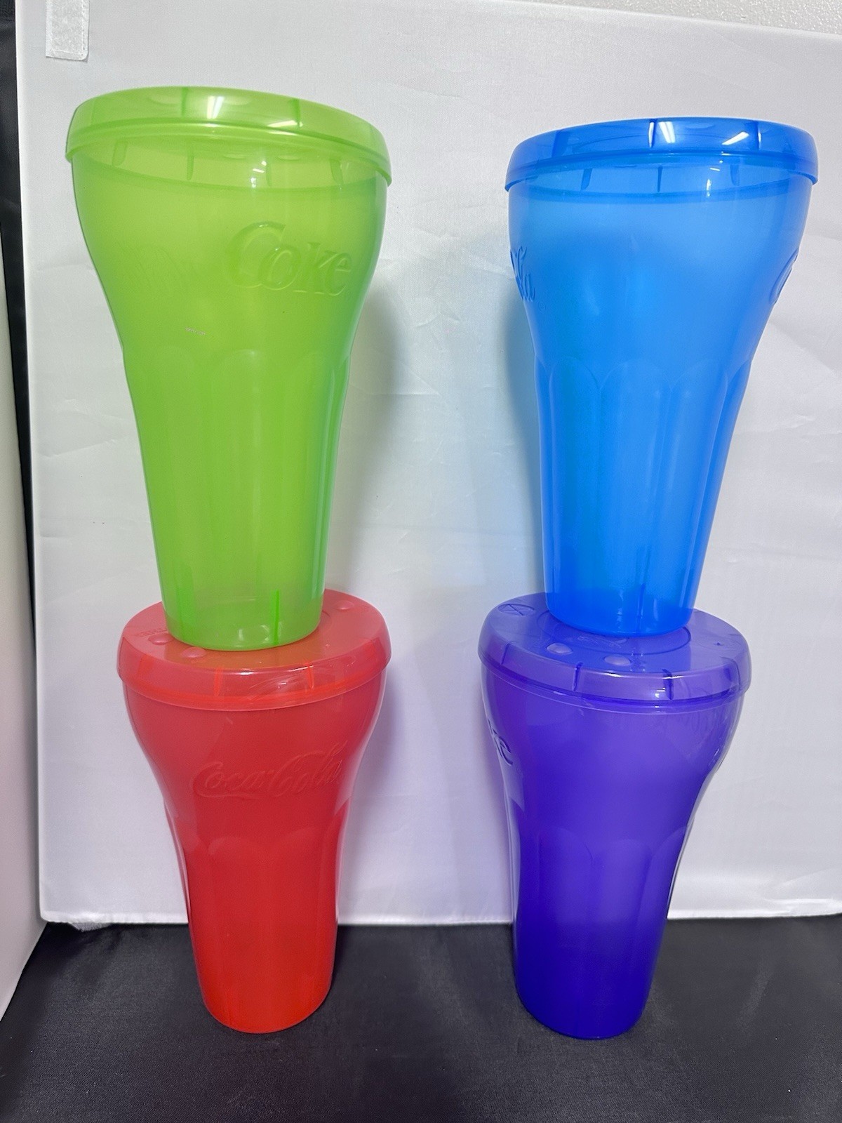 Vintage Large Plastic 32oz Lidded Coke Cups NEW Blue Purple Green Red