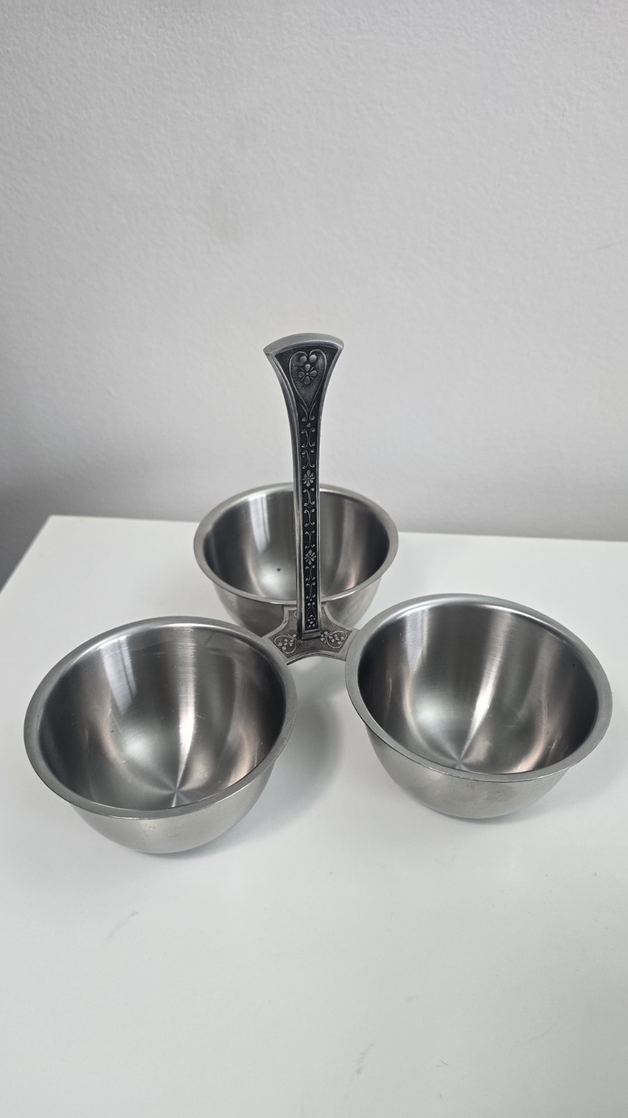 Stanley Roberts Vintage MCM Condiment Bowl Set Burnished Decorative Edge