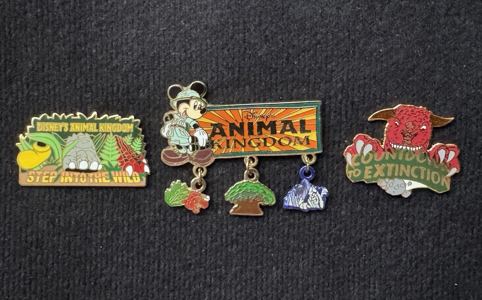 Disney Animal Kingdom Pins Step Into Wild Dinosaur Safari Mickey 3 Dangle Charms