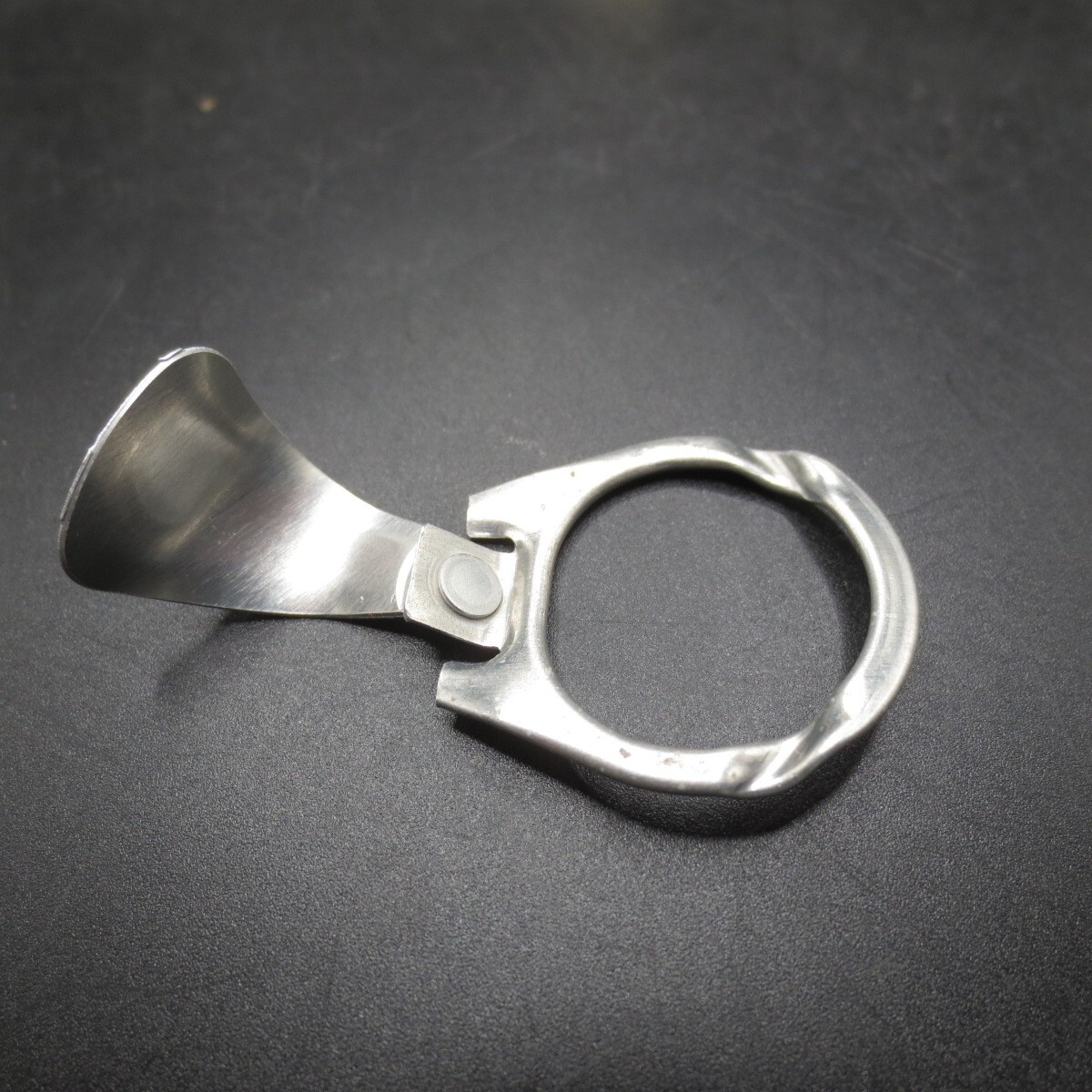 Vtg 1970s Old Style Beaver Tail Pull Tab for Chain Crafts Silver Outside Gold In