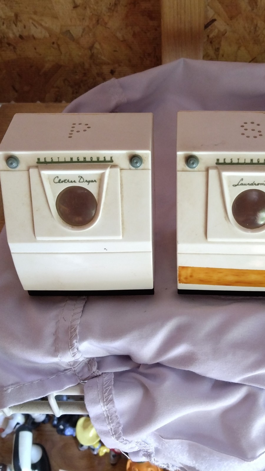 Westinghouse Vintage 1950s Novelty Salt & Pepper Shakers Set of 2 White