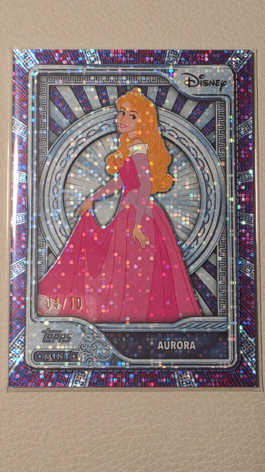Topps 2026 Disney MINT New York Comic Con Princess Aurora /10  Sleeping Beauty