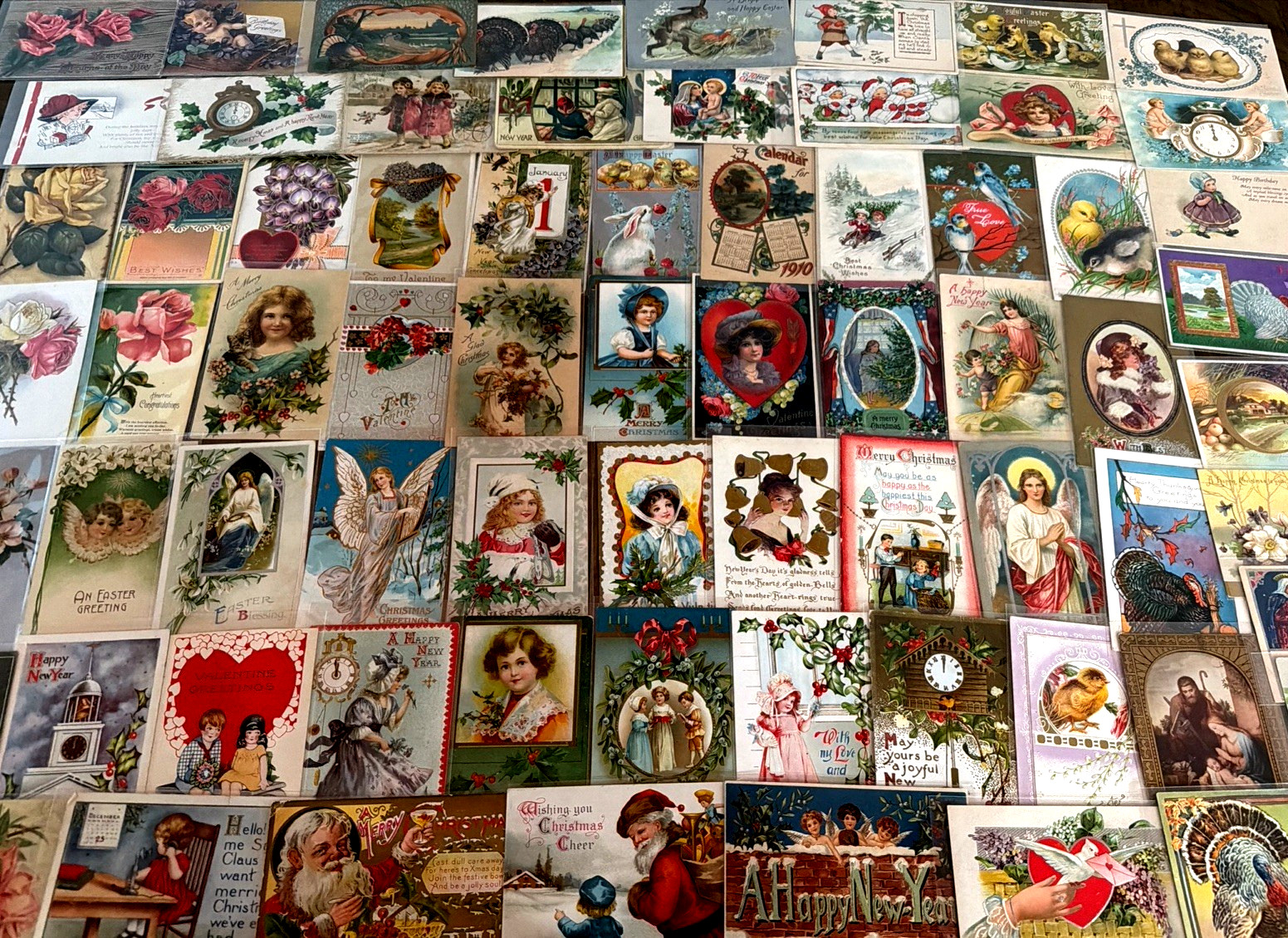 Huge~Lot of 100 Antique 1900\'s Holidays Greetings Postcards~2 Santa\'s~in sleeves