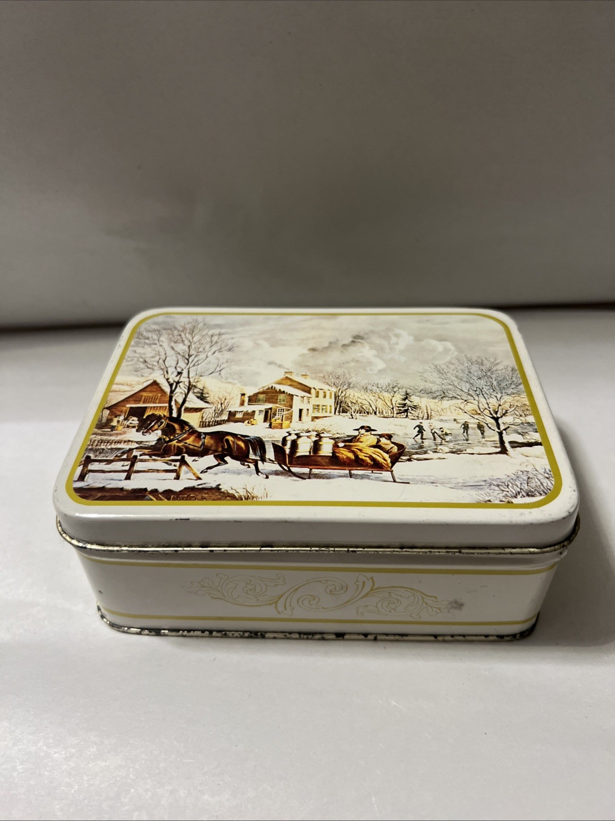 Vintage Giftco - Snowy Sleigh Ride Tin Empty 3 1/ X 5 Inch Vintage Giftco - Snowy Sleigh Ride Tin Empty 3 1/ X 5 Inch