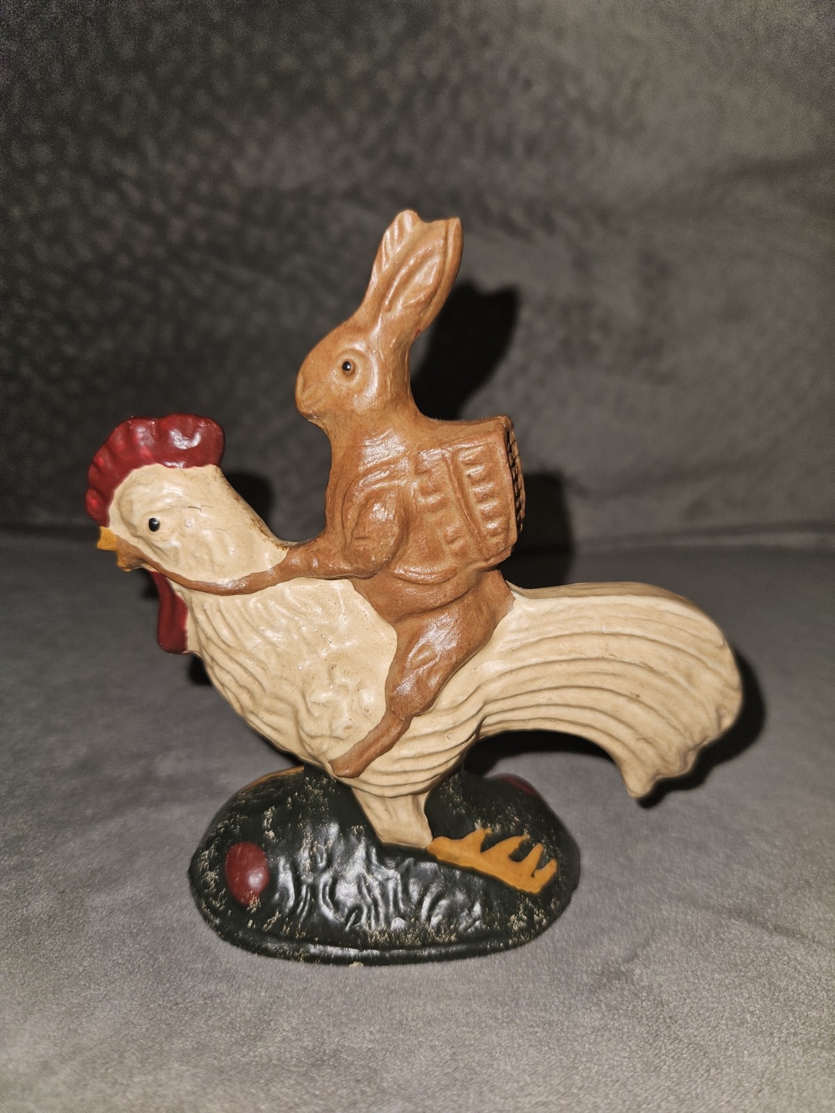 Vaillancourt Chalkware Rabbit on Rooster Rare Vintage  1992