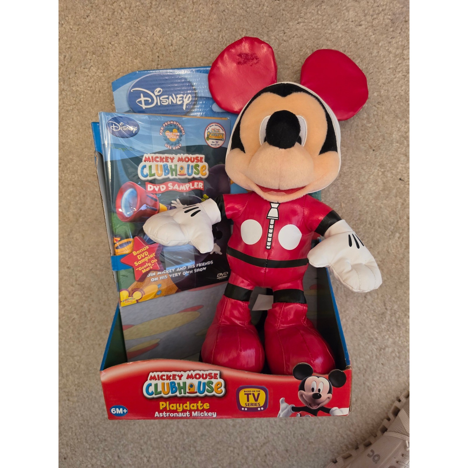Rare Vtg Disney Mickey Mouse Clubhouse Astronaut Plush Box Set Character DVD