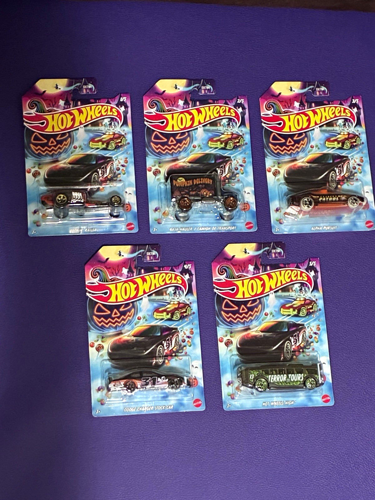 Mattel Hot Wheels Halloween 5-Card Lot 1/5-5/5 \'Vette Gaja Hauler + More