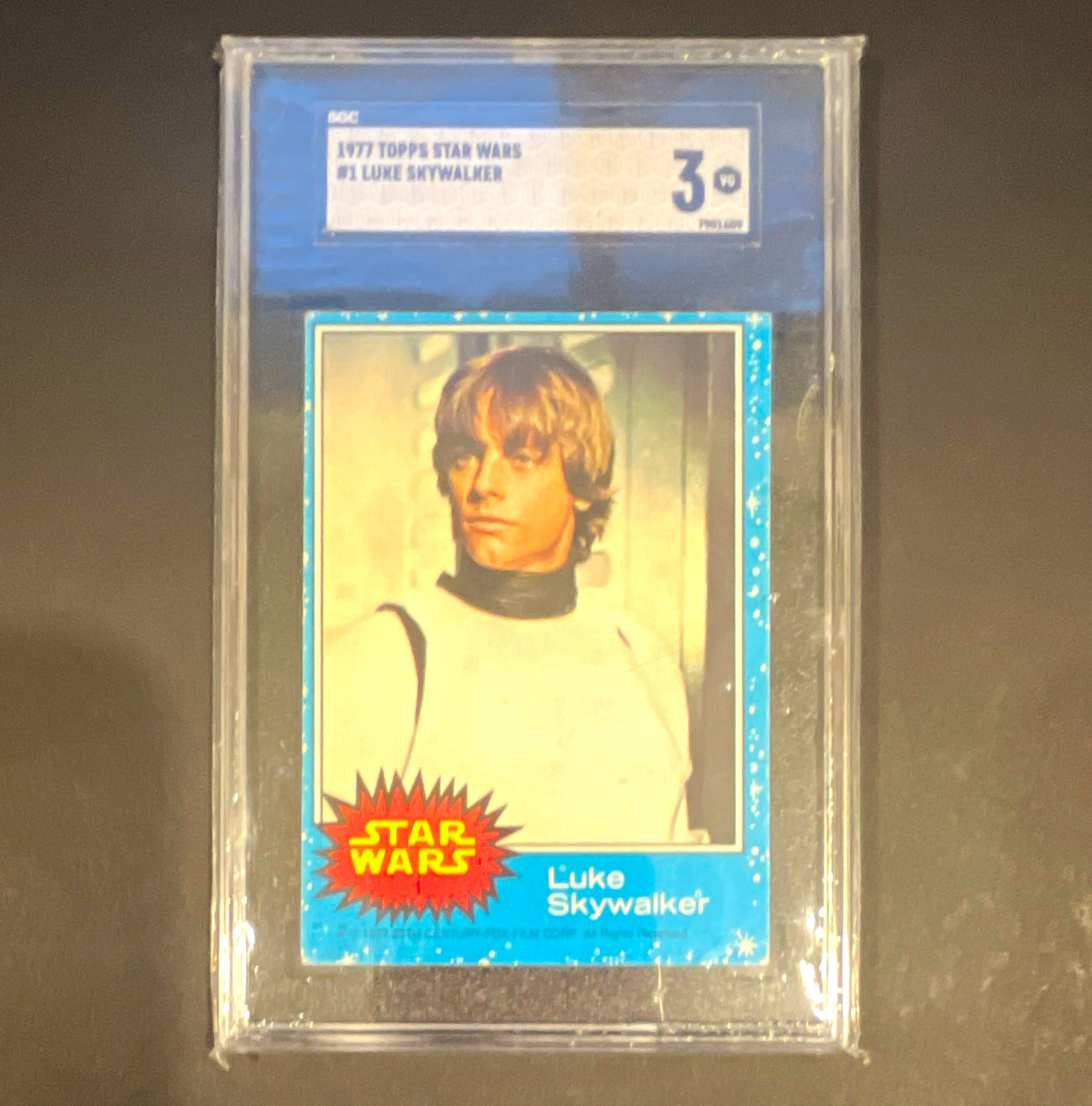 Topps 1977 Star Wars Base Set #1 Luke Skywalker Graded Non-Sport Card