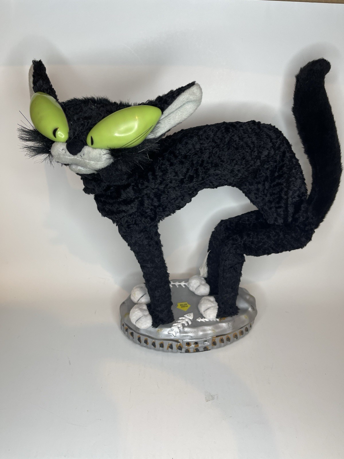 Vintage Gemmy Aniamted Musical Halloween Fraidy Cat Decoration Works - Video