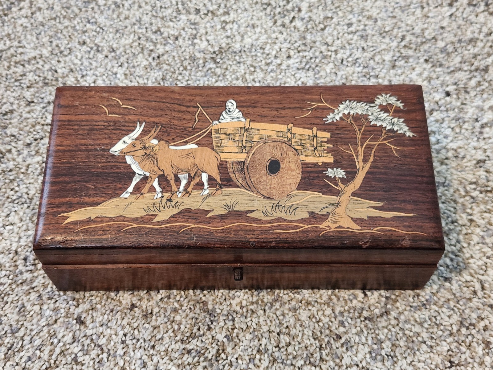 Antique Keepsake Box handcrafted inlay depicting traditional Bullock chart scene