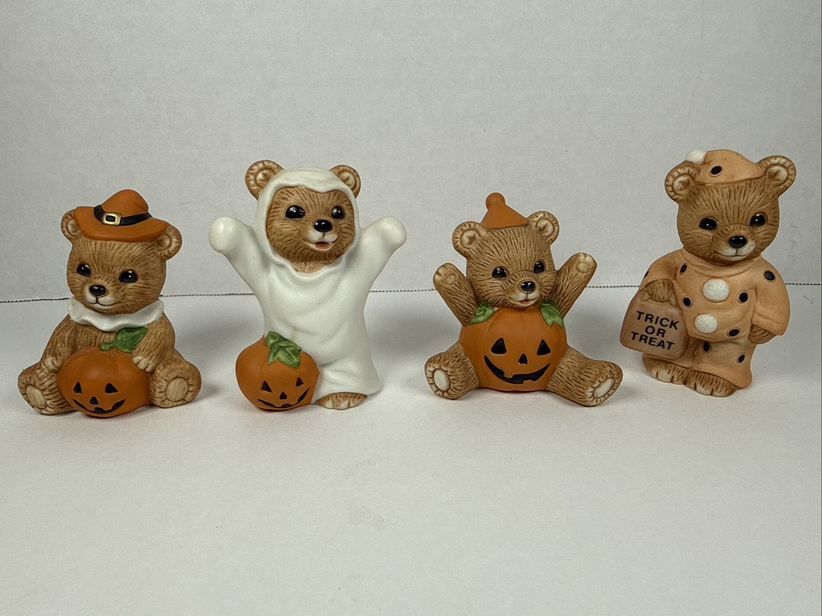 Vtg Homco Halloween Bear Figurines ~ Set of 4 ~ Ceramic Costume Pumpkin Ghost