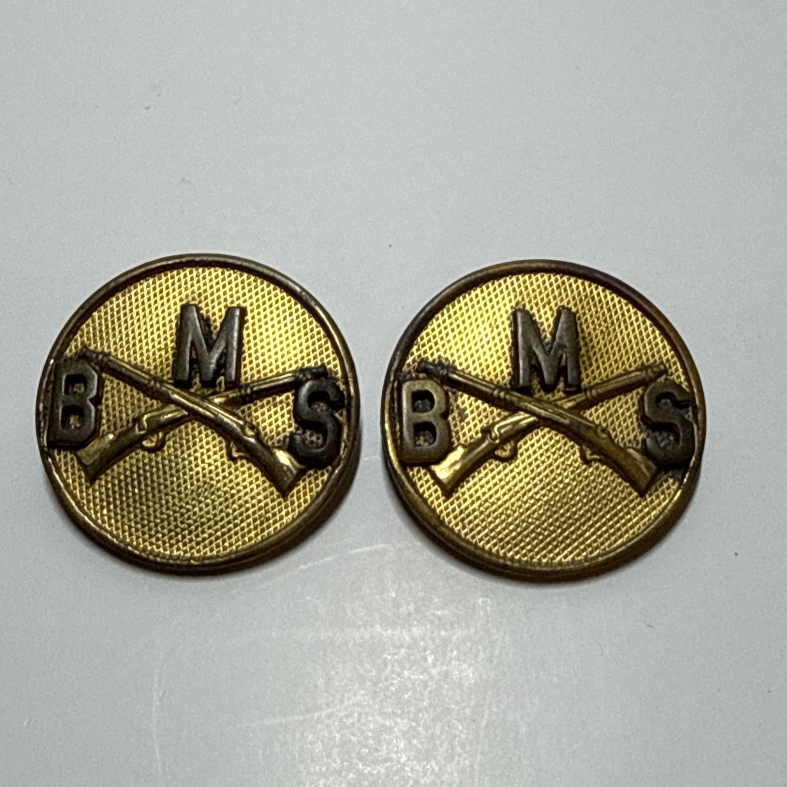 WWI Era Bingham Military School BMS Infantry Crossed Rifles Collar Insignia Pair