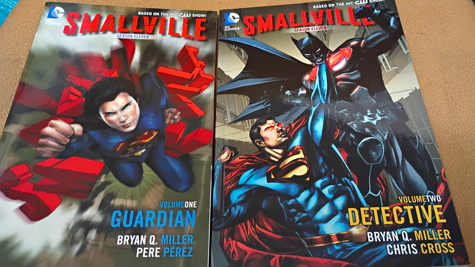DC Comics Smallville Season Eleven Graphic Novels Vol 1 Guardian Vol 2 Detective