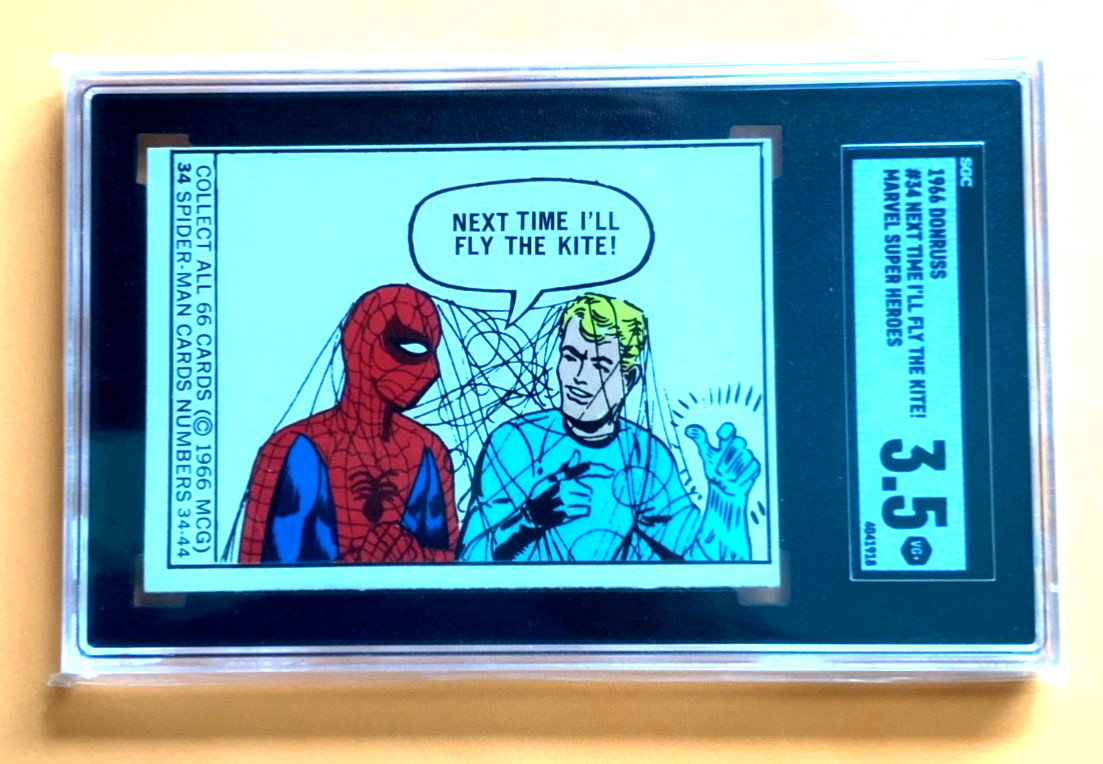 1966 Donruss Marvel Super Heroes #34 SPIDERMAN Fly The Kite SGC 3.5
