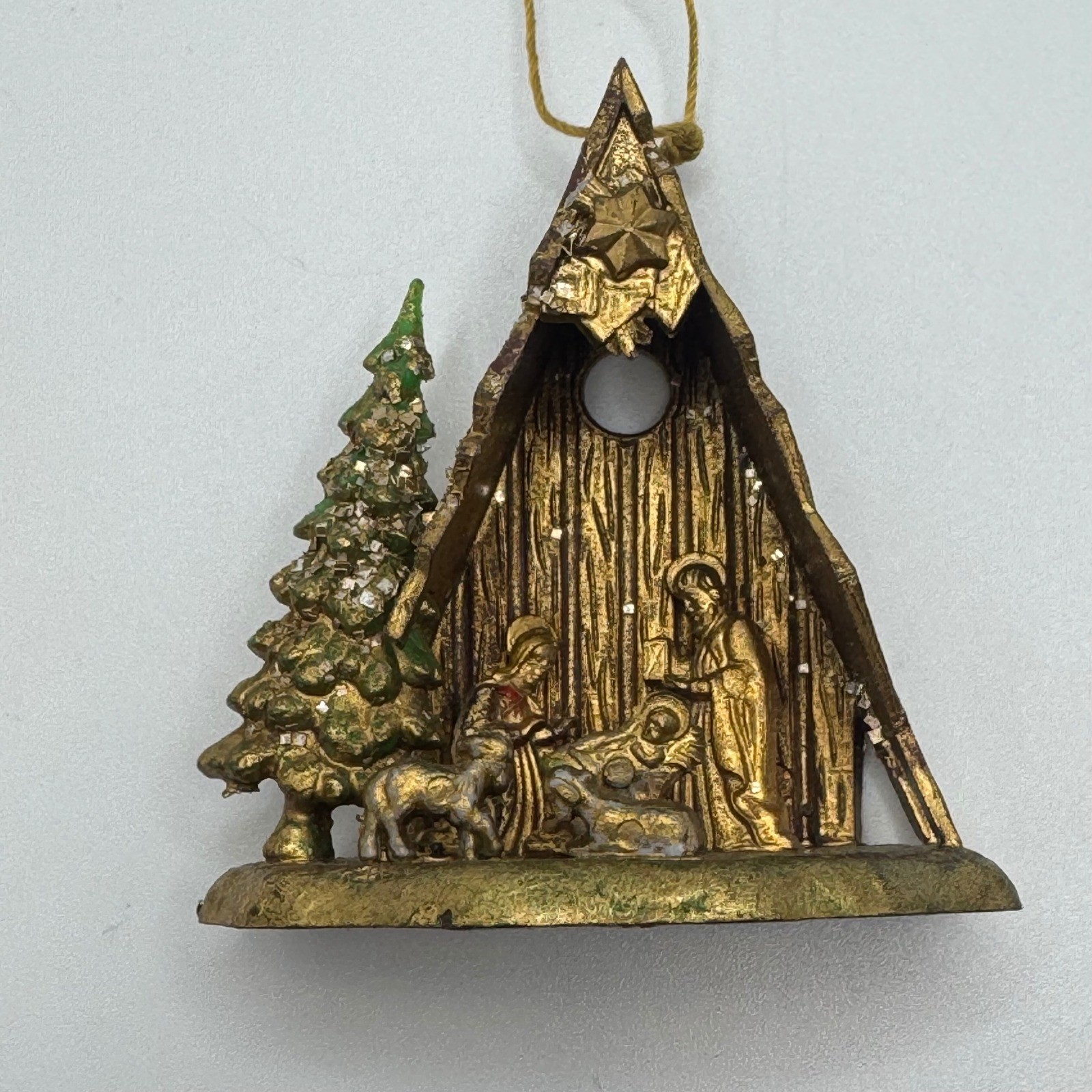 Vintage Gold Nativity Scene Ornament Manger Christmas Religious Made Hong Kong