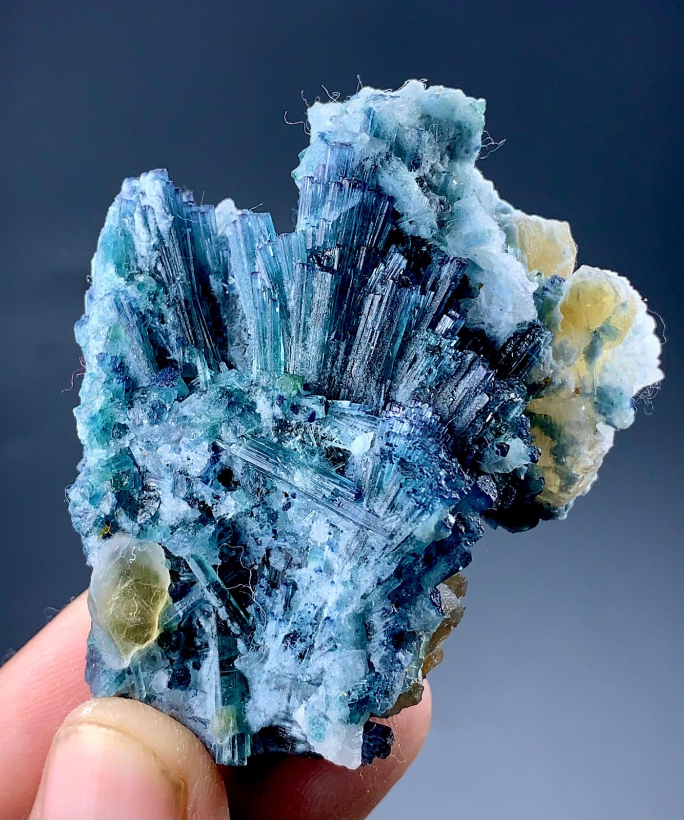 355Cts Indicolite  Tourmaline Crystals Bunch With Specimen From Afghanistan. 