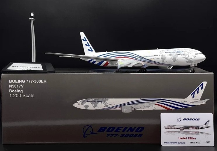 Inflight KJ-B77W-162 Boeing 777-30ER House Color N5017V Diecast 1/200 Jet Model