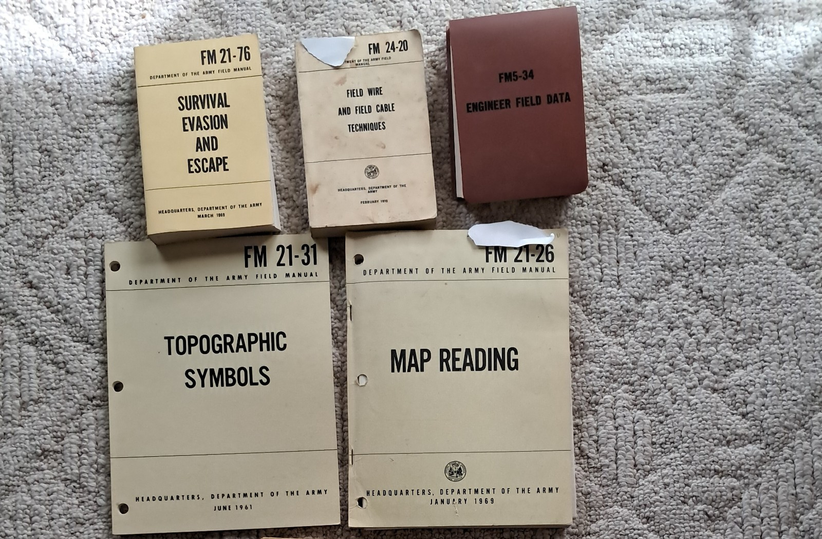 Lot of 5 Vintage US Army Field Manuals + IPB Printout 1960s-70s FM 5-31 others