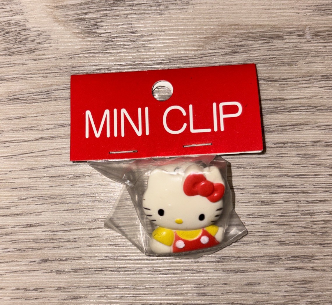 Sanrio Original Vintage 1993 Hello Kitty Mini Clip New 
