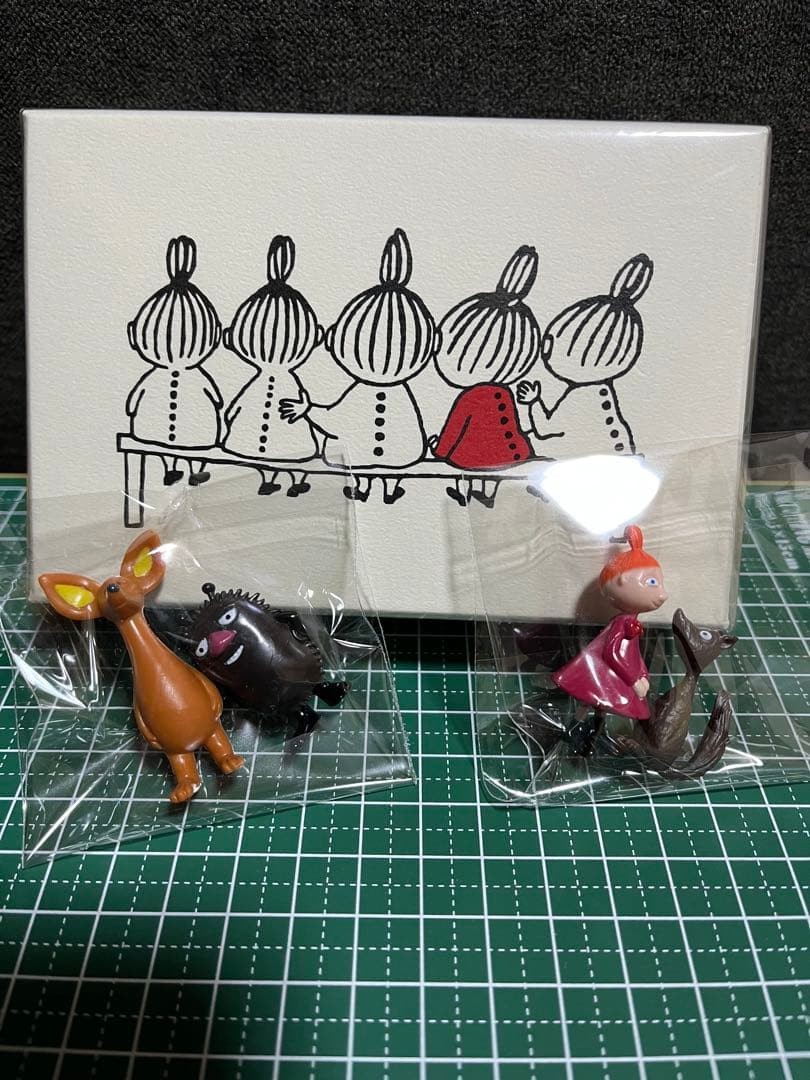 Moomin figures set of 4 with gift Bo