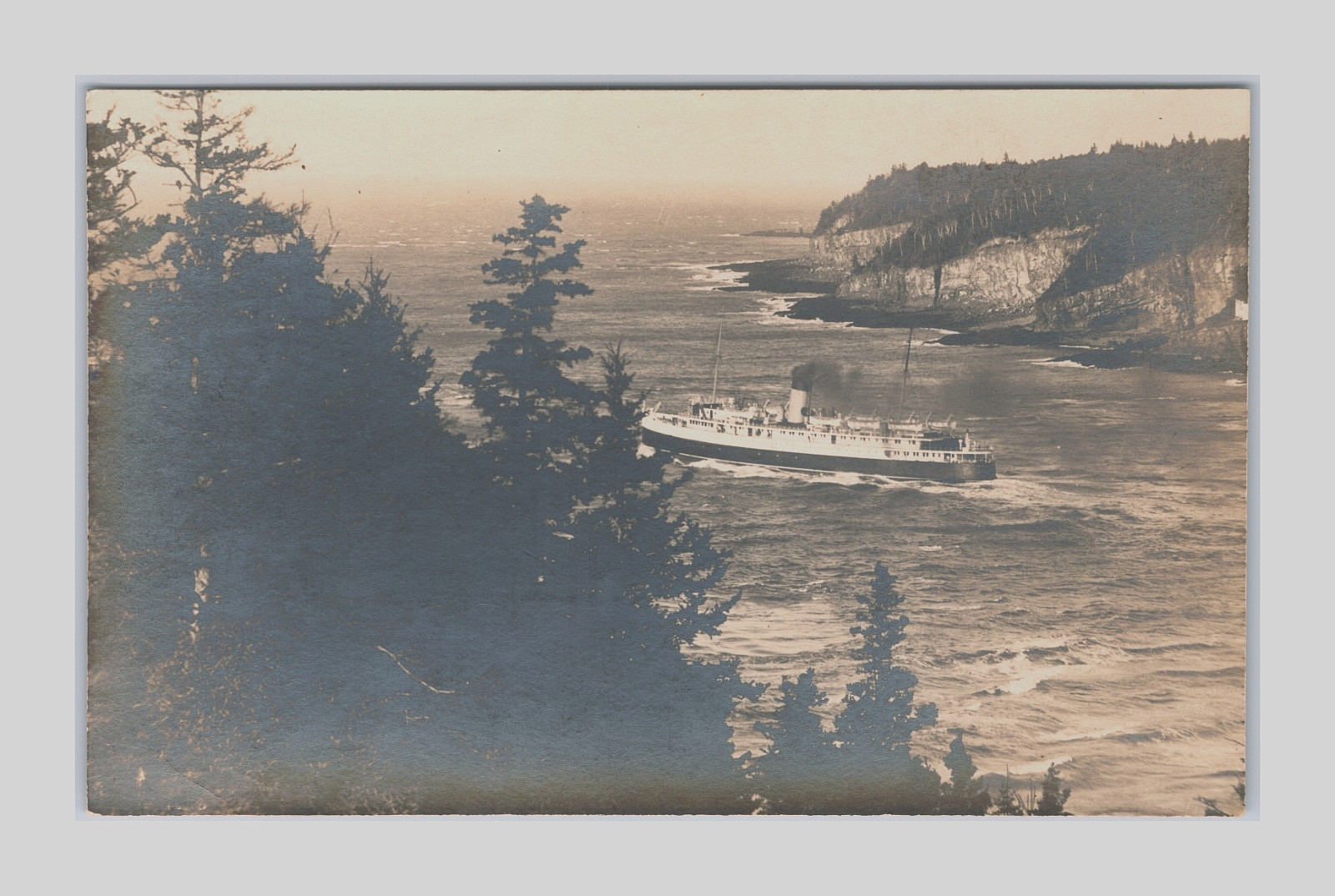 Antique unused RPPC CPR Ferry S.S. Princess Helene Digby Gut Nova Scotia Canada