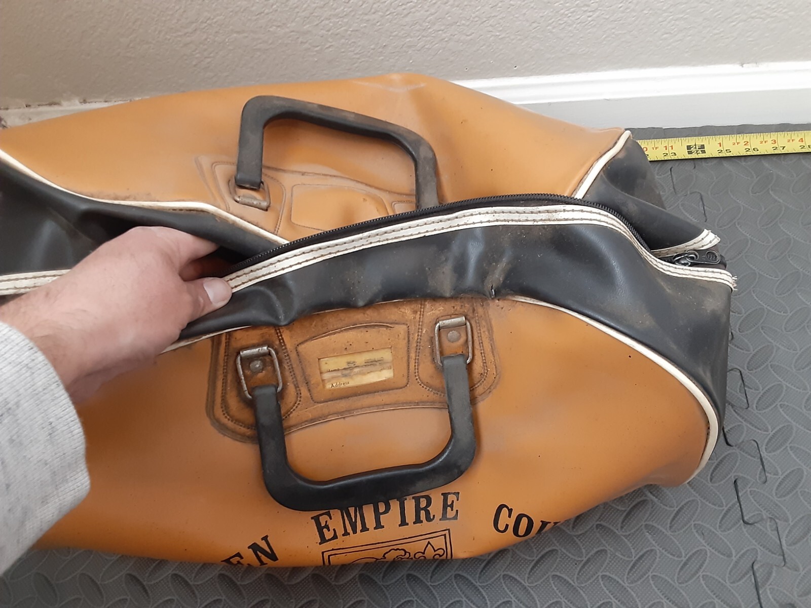 Super Rare 1973 Golden Empire Council boy scouts Bag Yellow and Black #S80
