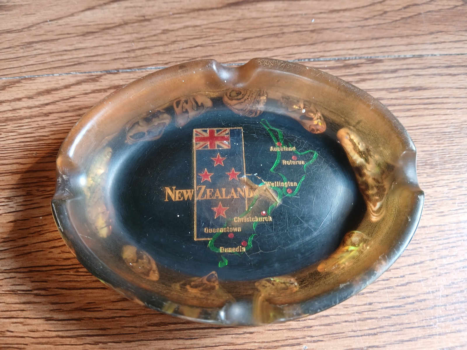 Rare vintage beautiful handmade ashtray of 70's made in New Zealand.