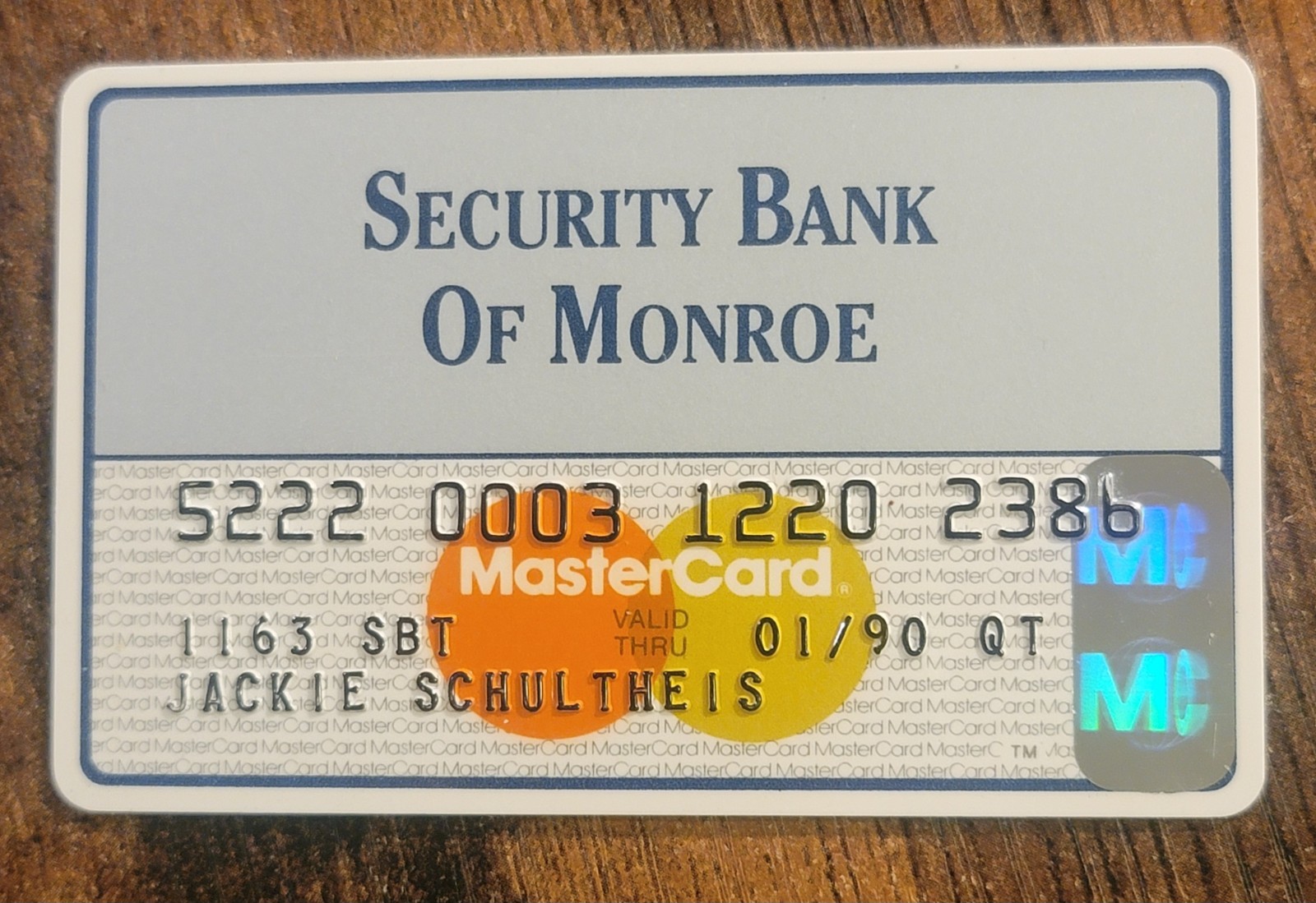 Vintage MasterCard Credit Charge Card Expired 1990 Security Bank Of Monroe