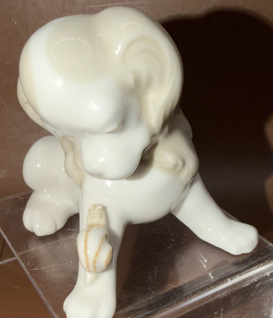 RETIRED LLADRO? PUPPY DOG WITH SNAIL ON FOOT ~ CUTE