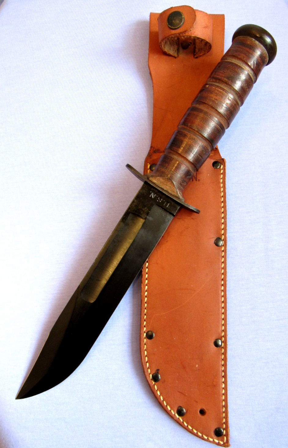 WWII WW2 CAMILLUS USN MK2 SCREW POMMEL MARK2 FIGHTING KNIFE UNUSED CONDITION
