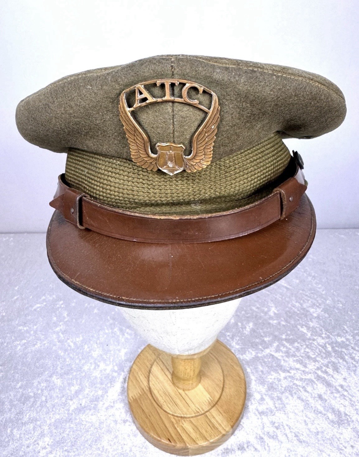 RARE ORIGINAL WWII USAAF ATC AIR TRANSPORT COMMAND OFFICER CRUSHER VISOR CAP