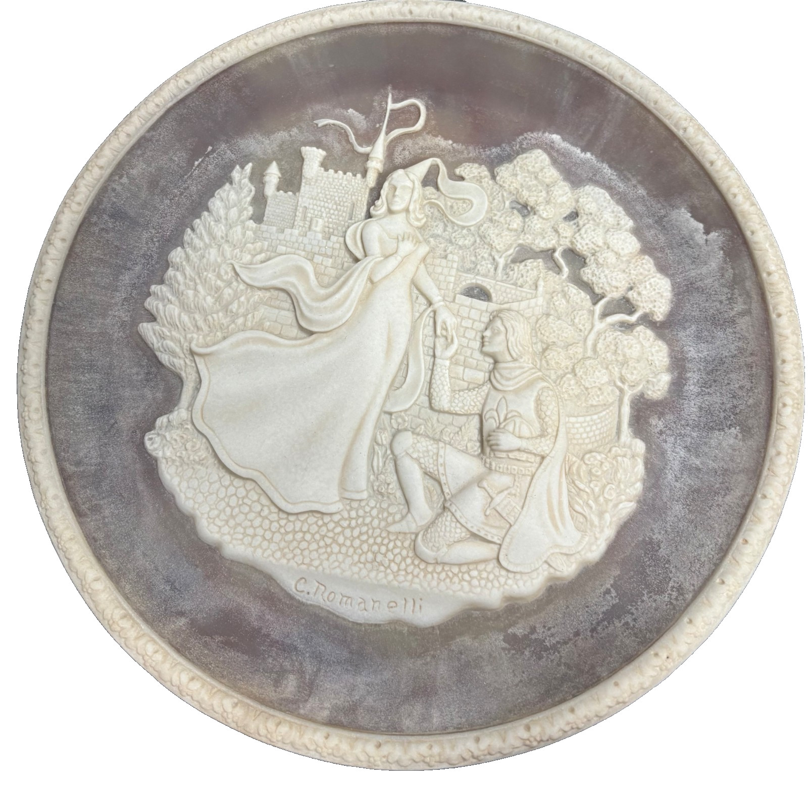PLATE NO. 01112 LANCELOT AND GUINEVERE YEAR 1981