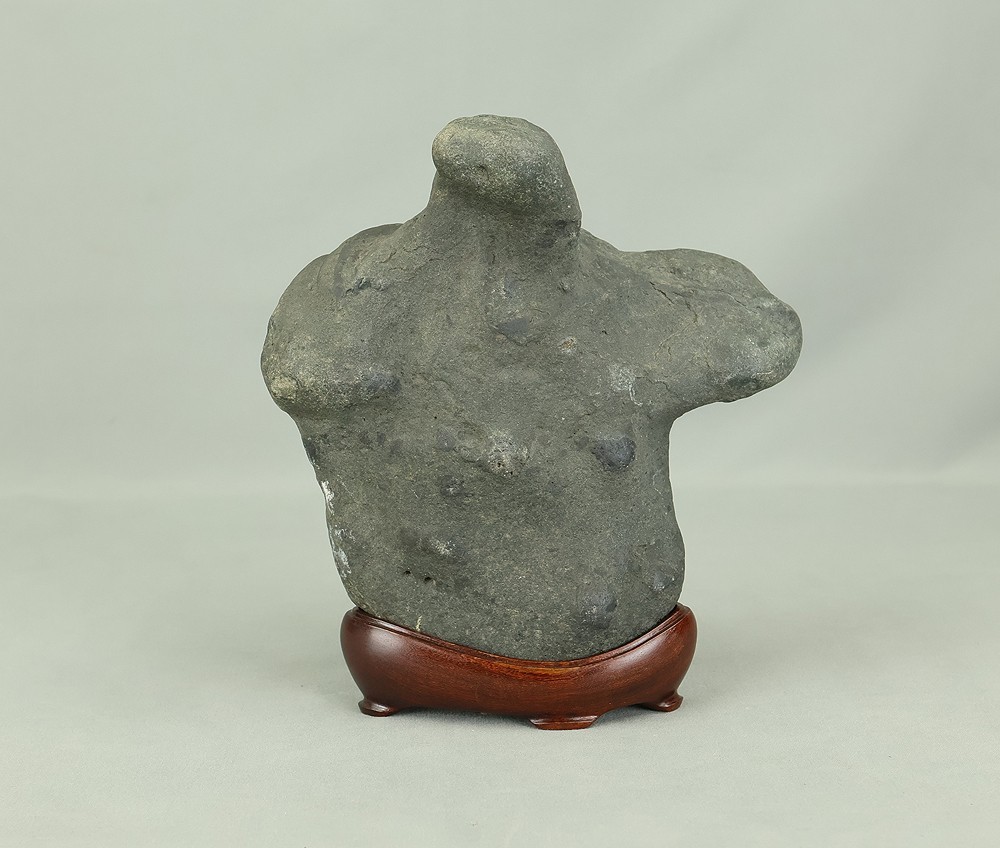 Suiseki 帝釈石 Taisyaku Stone 2.2kg from Hiroshima with Wooden Stand VB108
