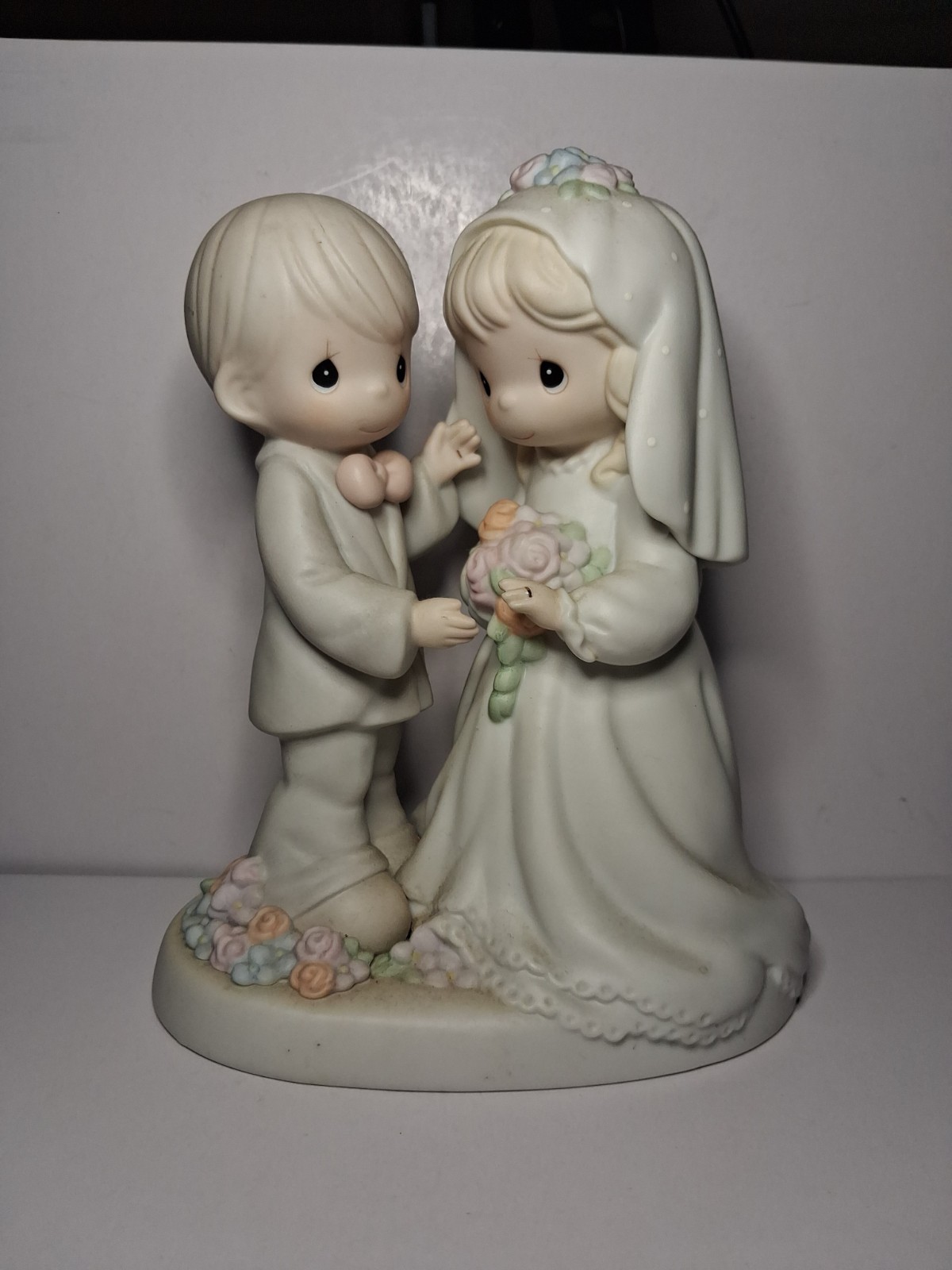 PRECIOUS MOMENTS 
